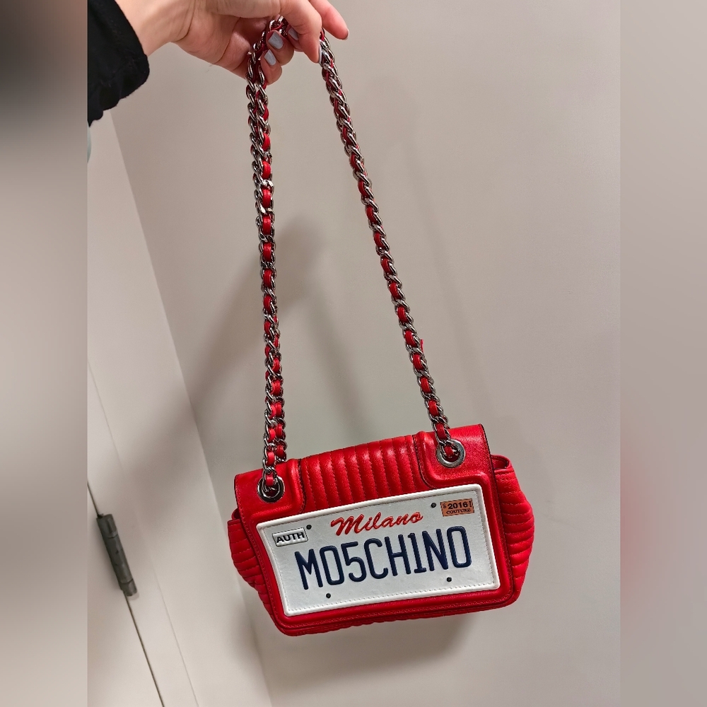 Moschino limited edition vintage red licence plate bag crossbag leather bag
